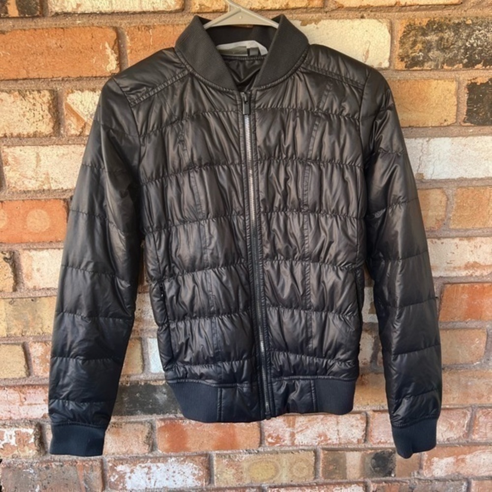 Athleta Women’s Goose Dow Puffer Jacket - Black - Full Zip